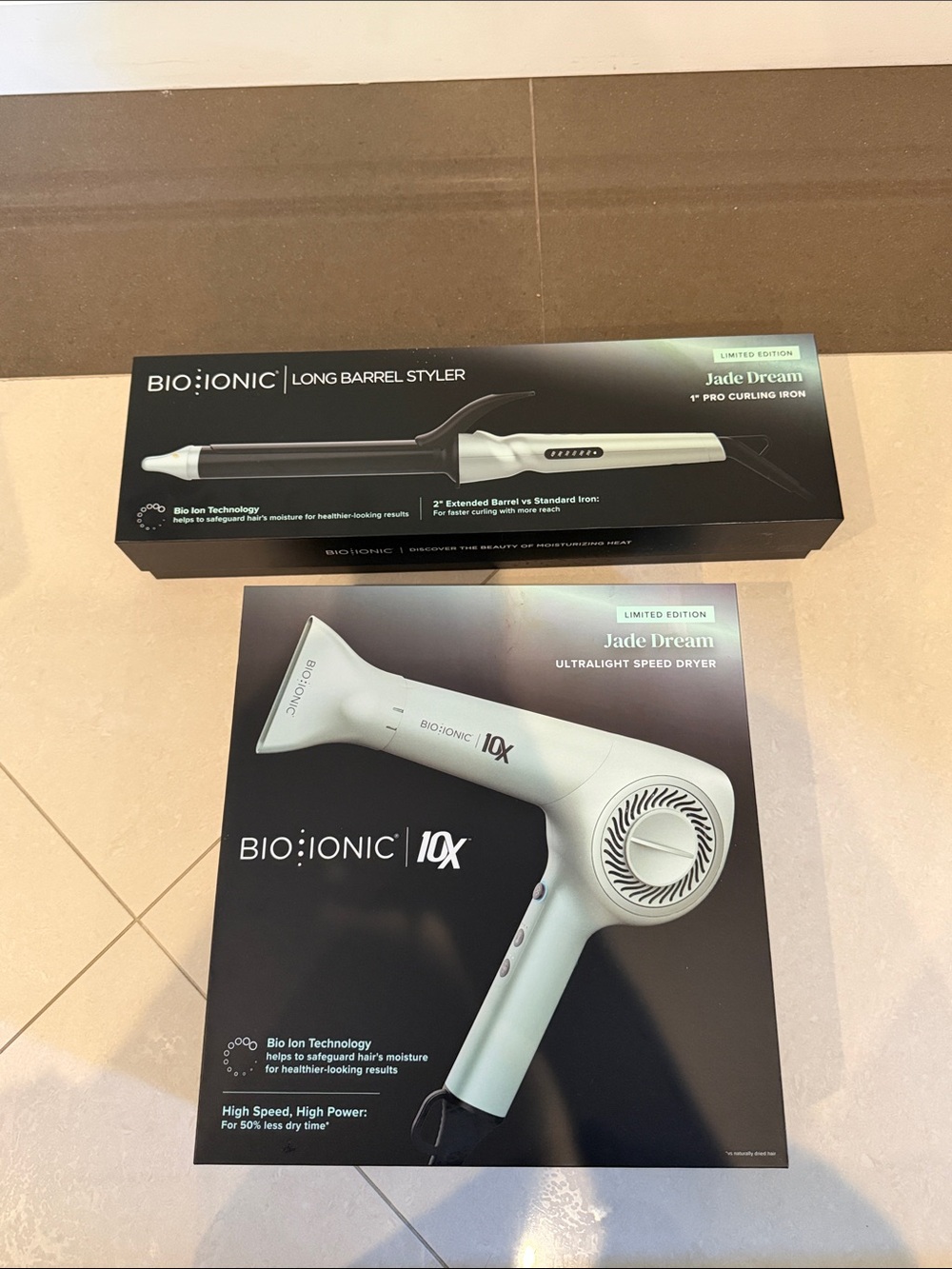 Bio Ionic Jade Dream White Ultralight Speed Dryer & Long Barrel Styler Set
